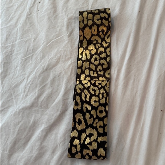 Belt. Brown and gold with a beautiful brass buckle main image 7